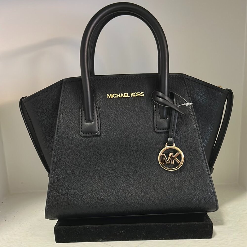 TOP PRIZE - SPIN WHEEL BUNDLE SHOW: NWT MICHAEL KORS BLACK BAG